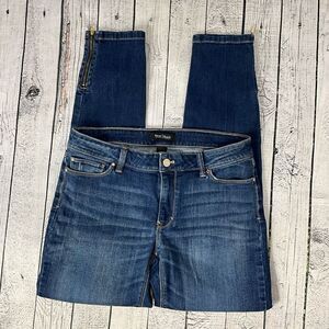 WHITE HOUSE BLACK MARKET Skinny Leg Jeans